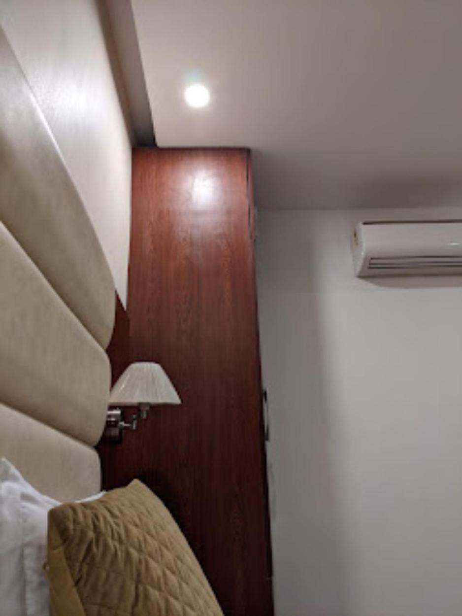 Hotel Punjab , Saharanpur Esterno foto